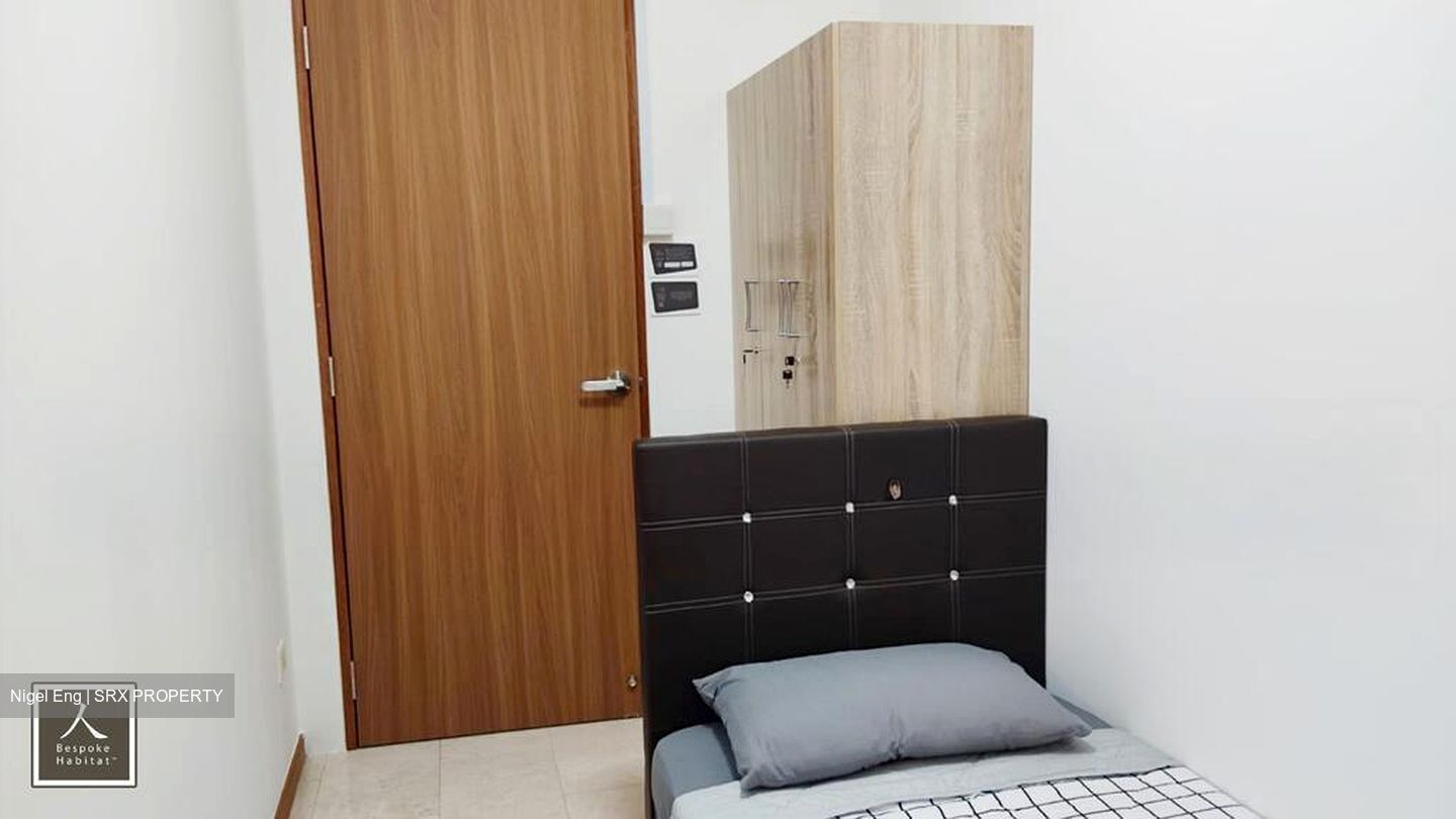 The Lakeshore (D22), Condominium #503170151